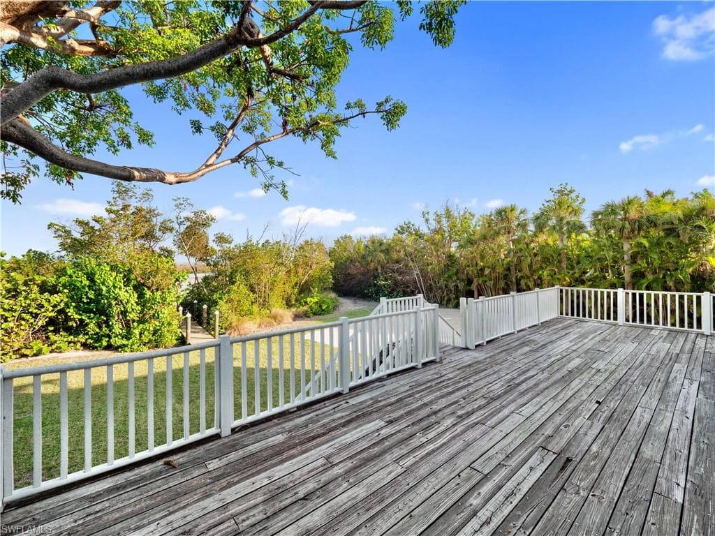16543 Captiva DR-30
