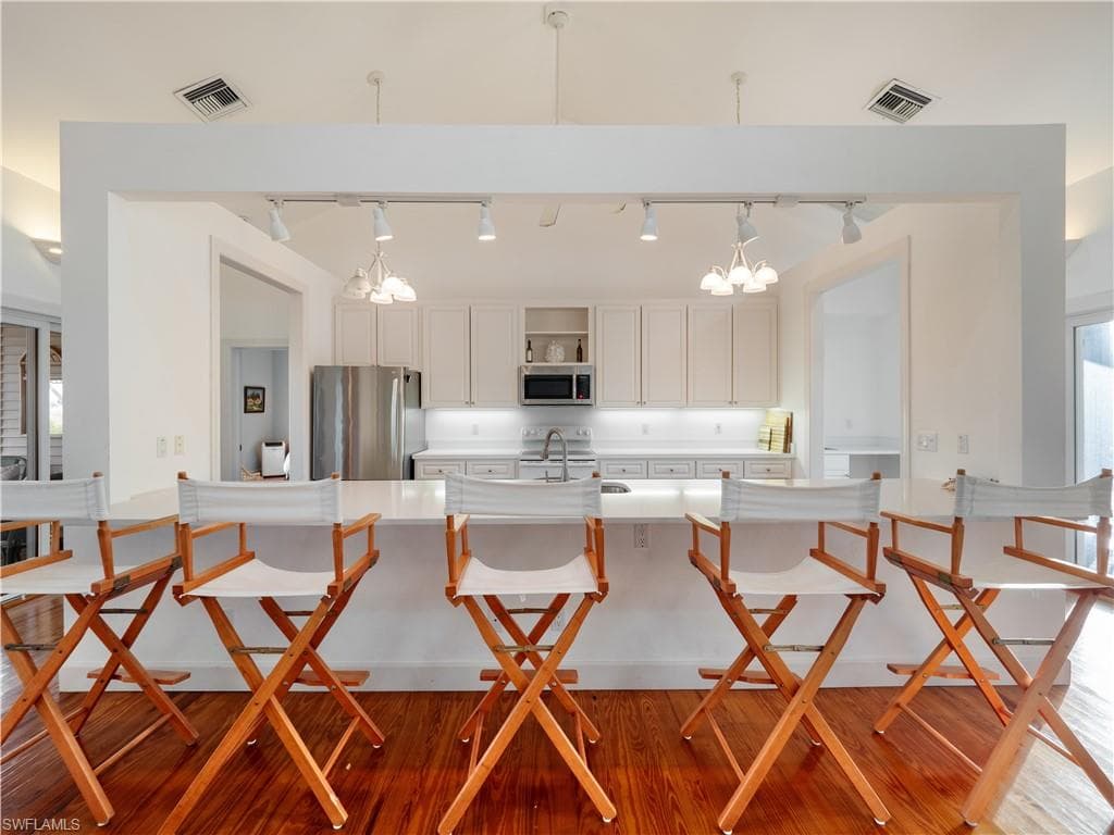 16543 Captiva DR-15