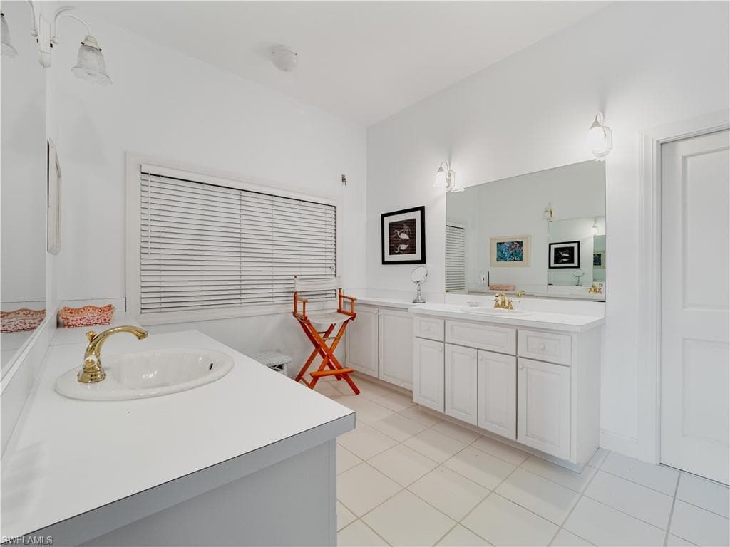 16543 Captiva DR-21