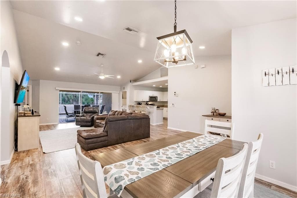 324 Parkdale BLVD-15