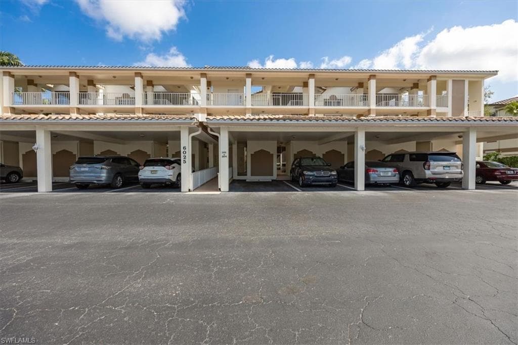 6025 Chardonnay LN 103-6