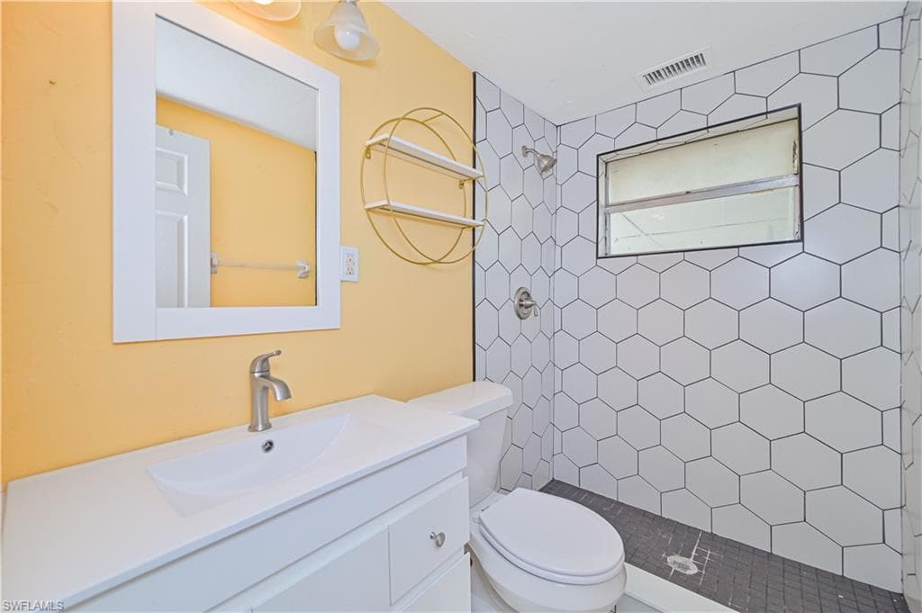 219 Granada BLVD-20