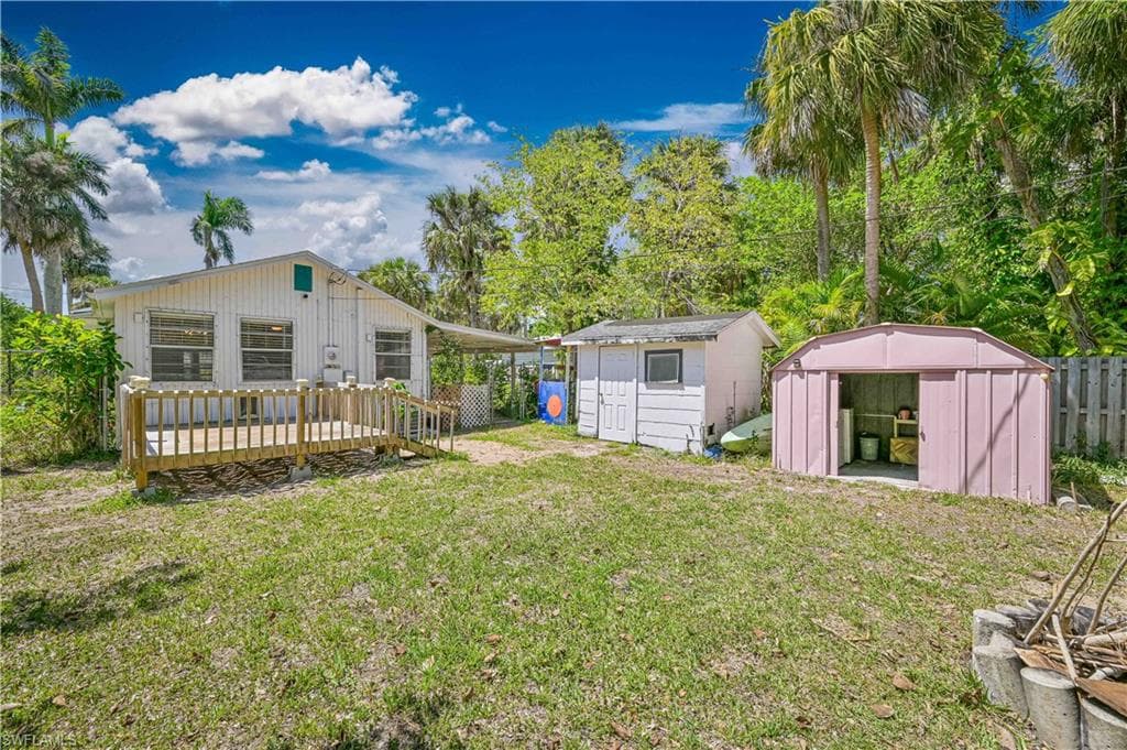 219 Granada BLVD-11