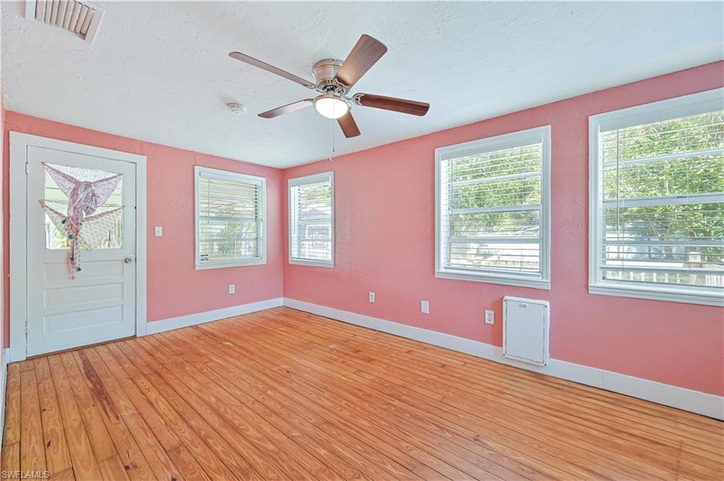 219 Granada BLVD-21