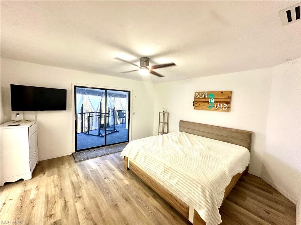 1521 SW 47th TER 201-11