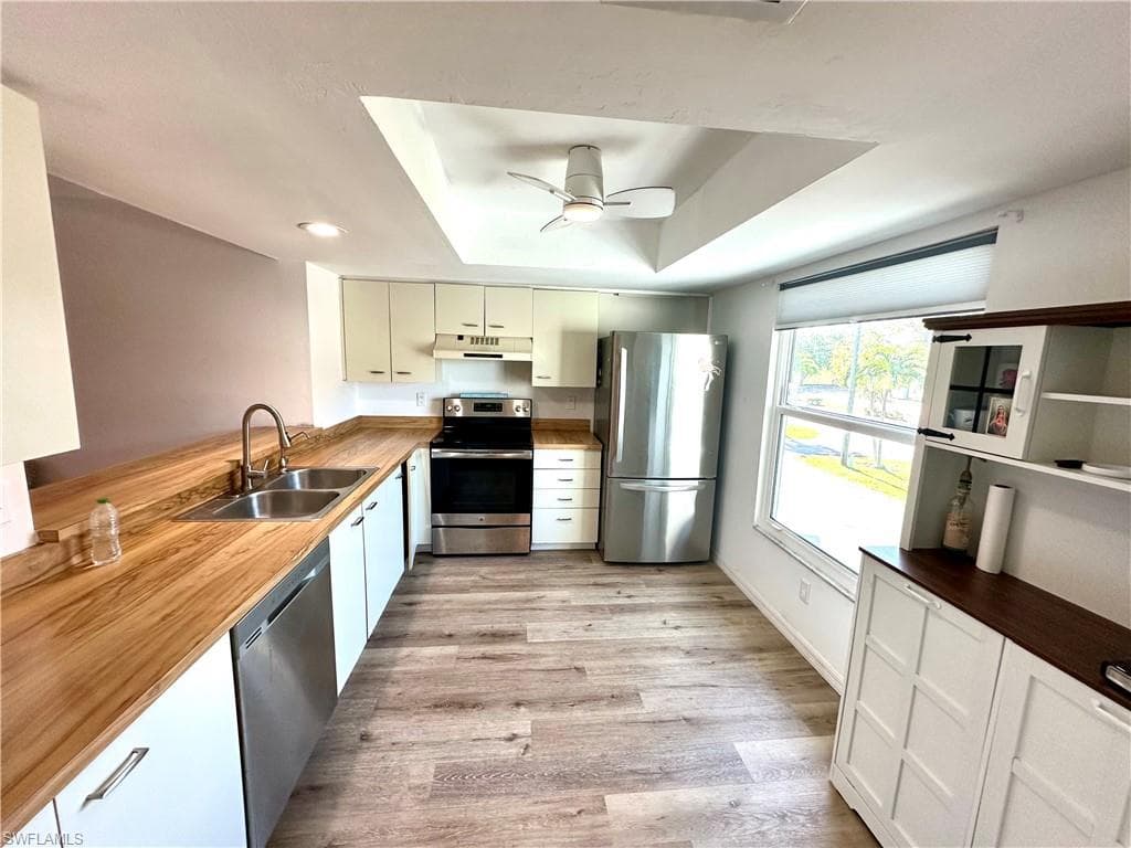 1521 SW 47th TER 201-4