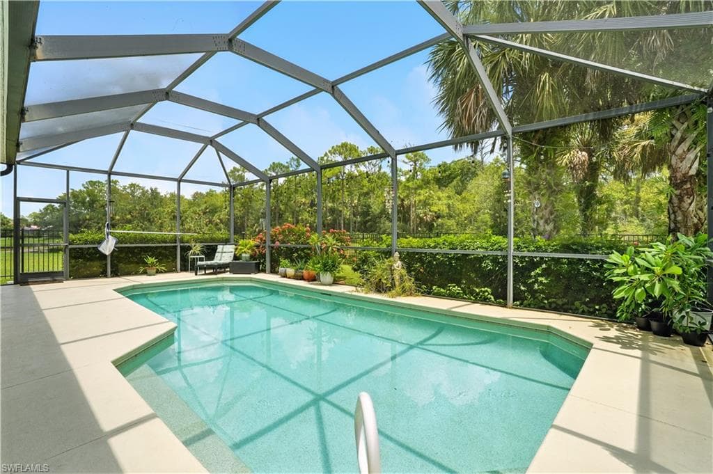 3268 Aralia CT E-40