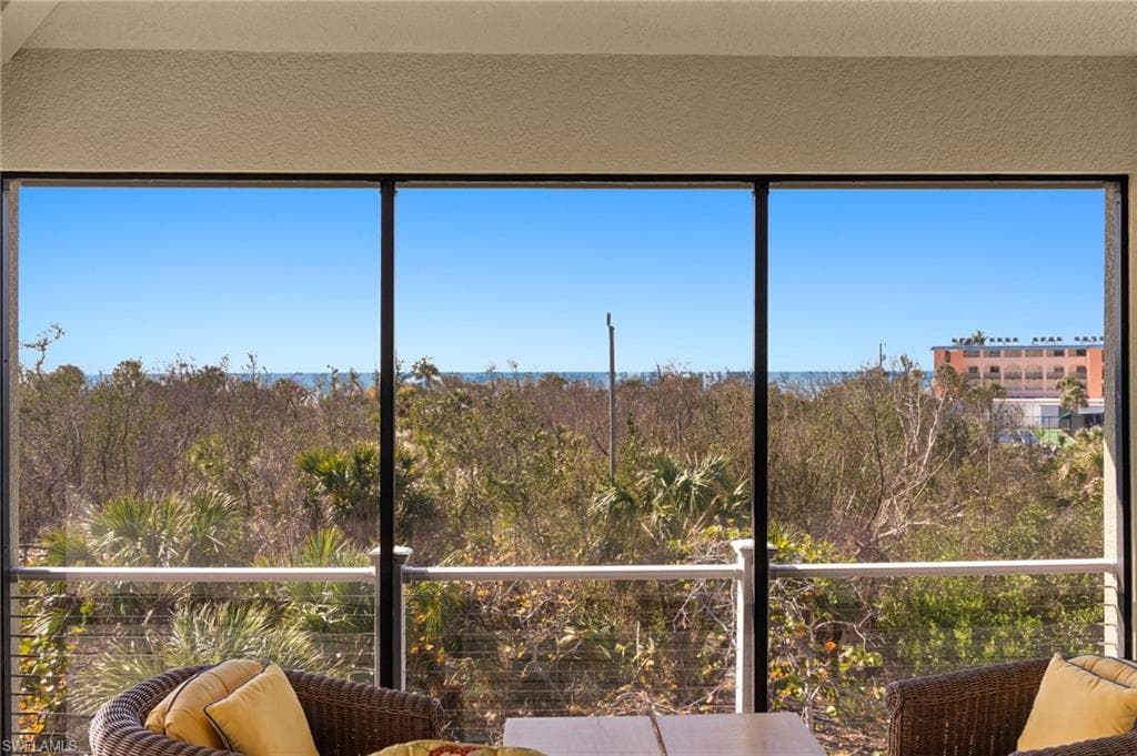 2190 Camino Del Mar DR-16