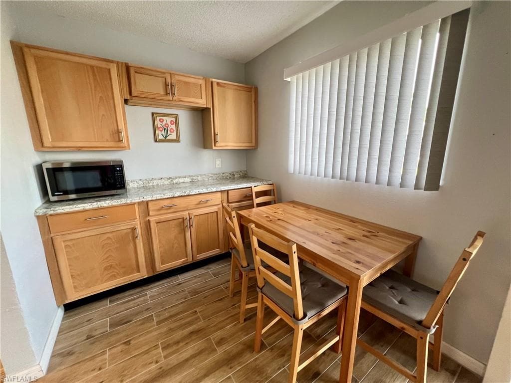 3370 Yukon CIR 3-6