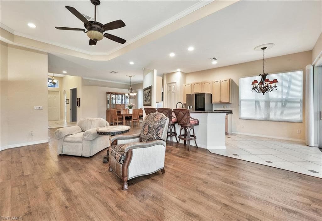 317 Harvard LN-7
