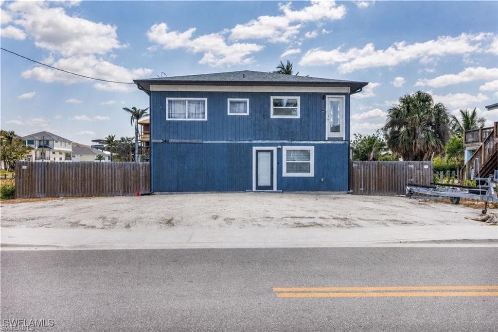 340 Crescent ST-2