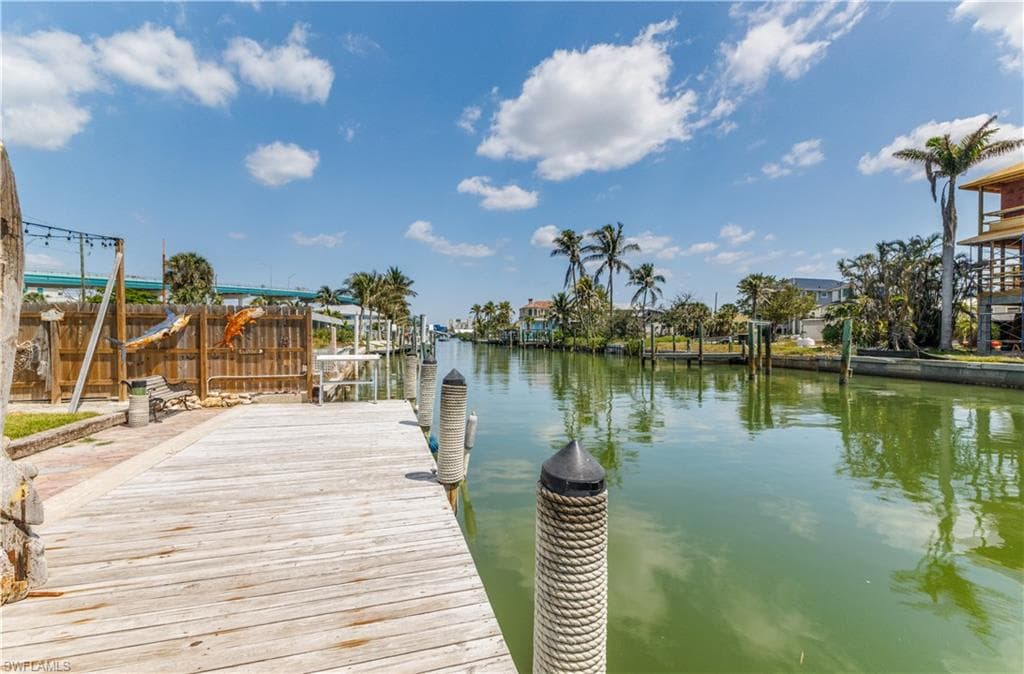 340 Crescent ST-39