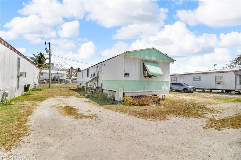 1165 Rewis DR-10