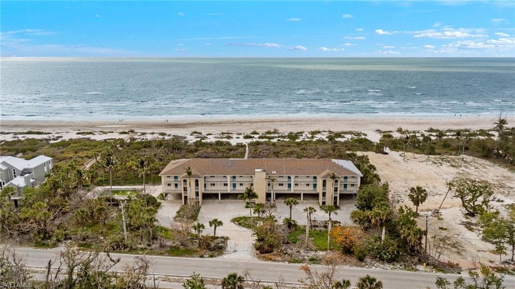 527 E Gulf DR 203-1