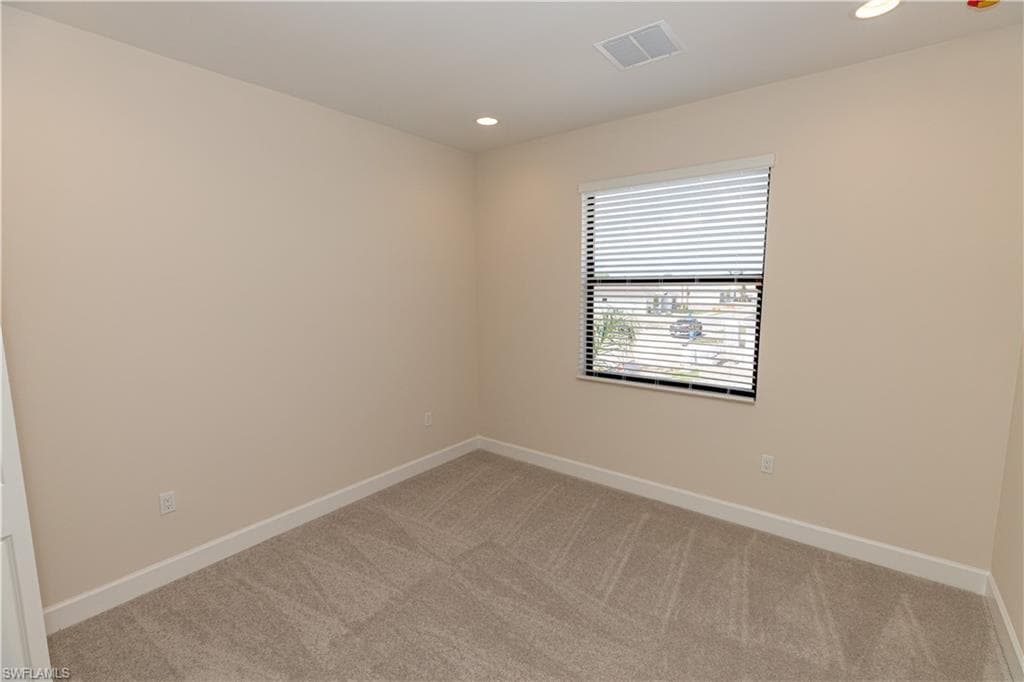 3384 Meloy DR-26