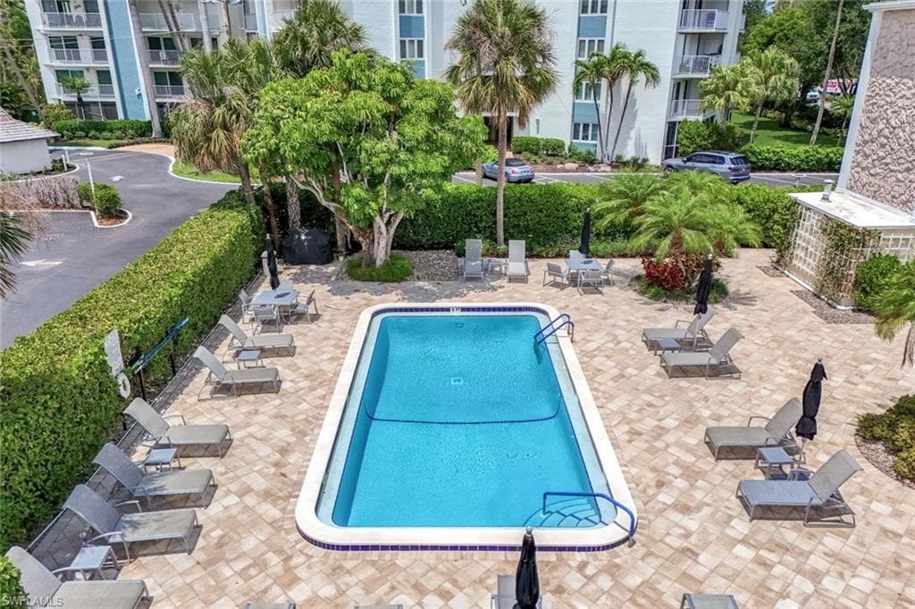 232 Banyan BLVD 232-23