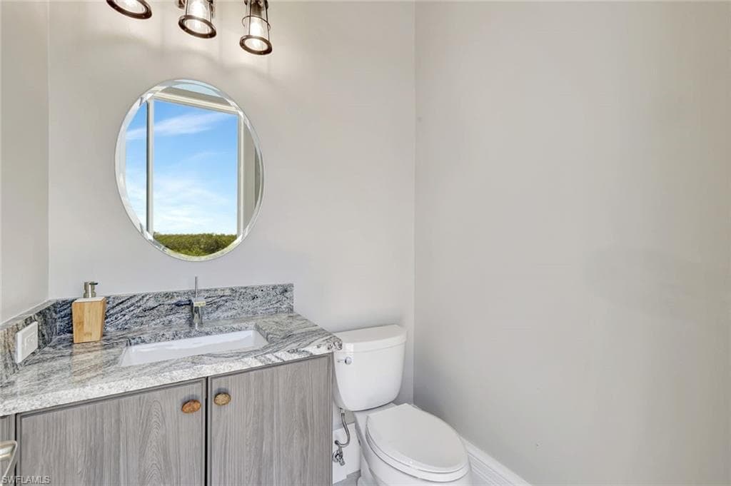 26906 McLaughlin BLVD-33