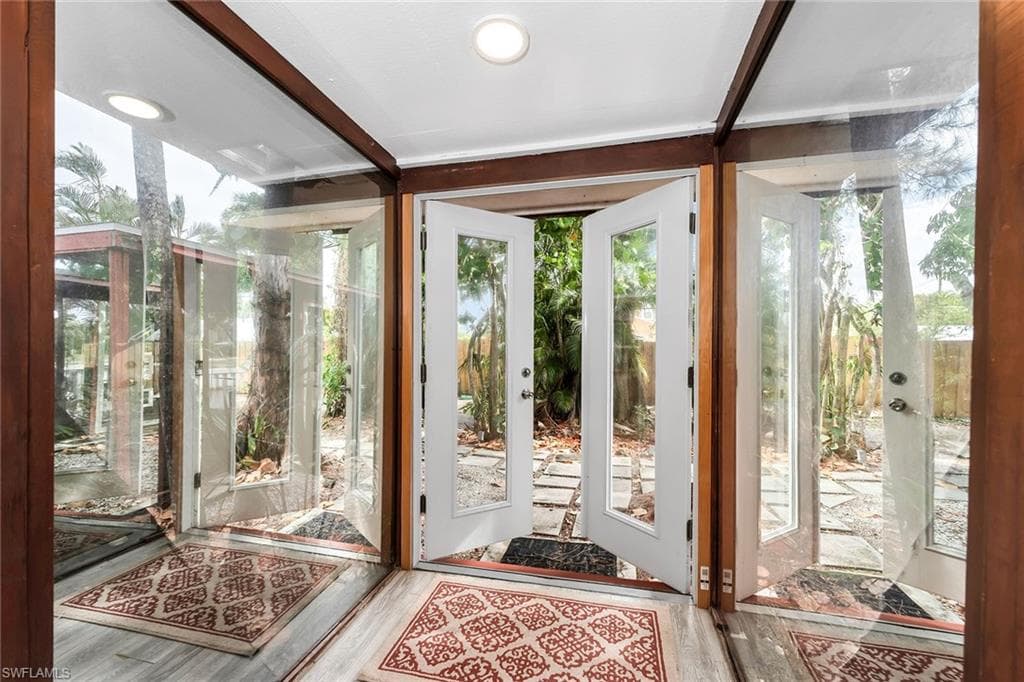 3261 Lakeview DR-9