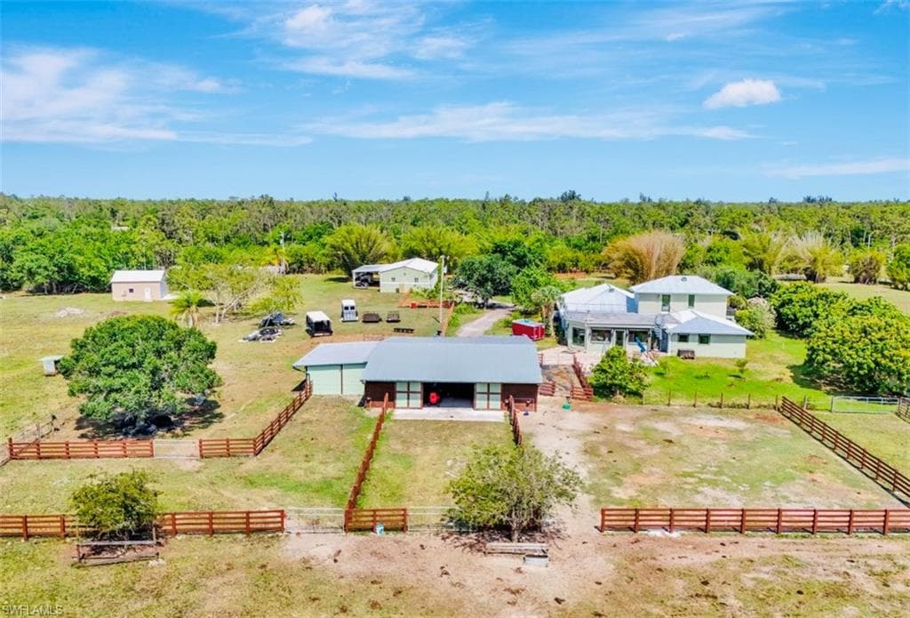 20371 Williams DR-4