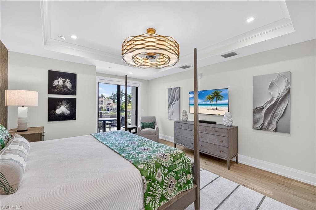 1820 Gulf Shore BLVD N 202-17