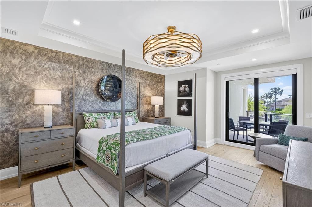 1820 Gulf Shore BLVD N 202-16