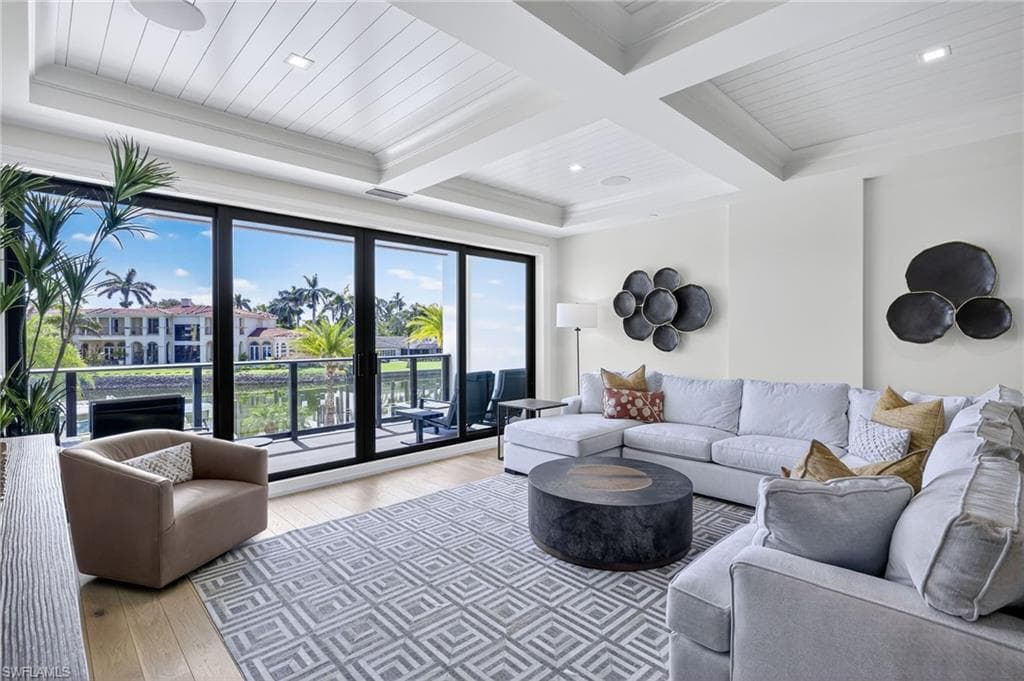 1820 Gulf Shore BLVD N 202-12