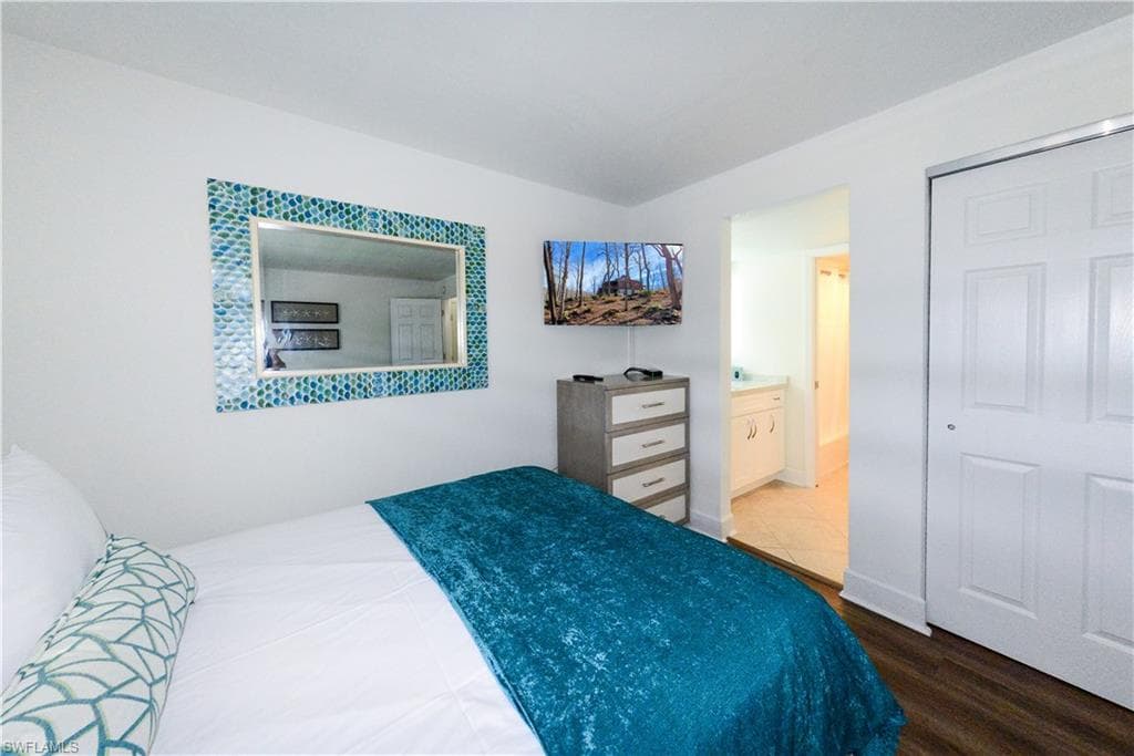 2255 W Gulf DR 140-9