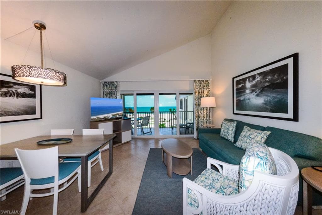 2255 W Gulf DR 140-4