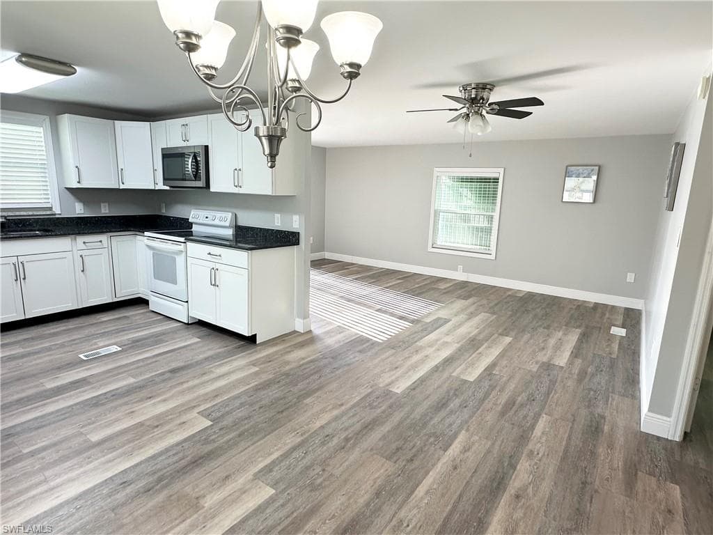 16091 Siesta DR-9
