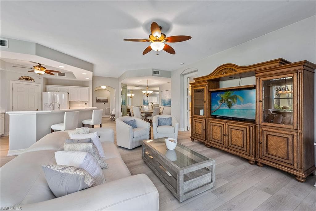 1263 Rialto WAY 102-5