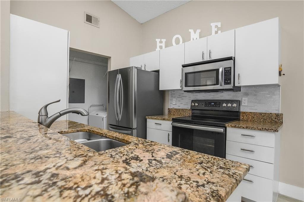 2214 Arbour Walk CIR 2022-4