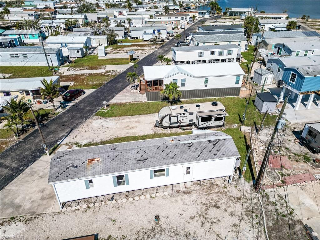 38 Helen LN-7