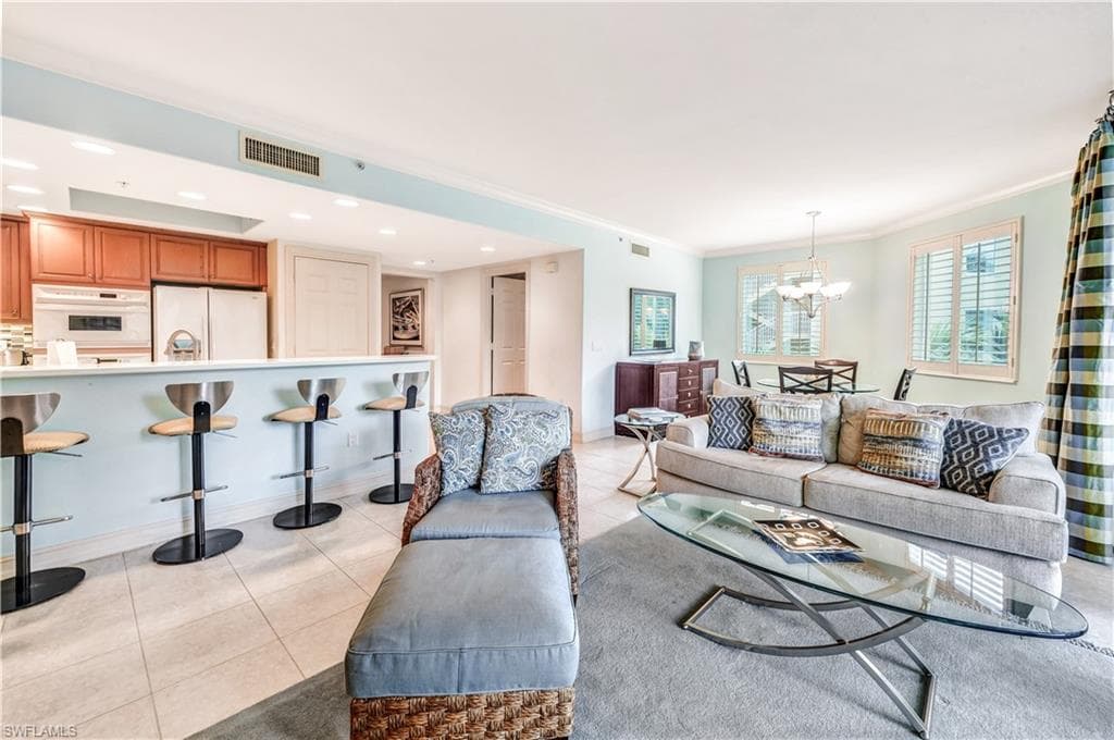 2748 Tiburon BLVD E C-301-4