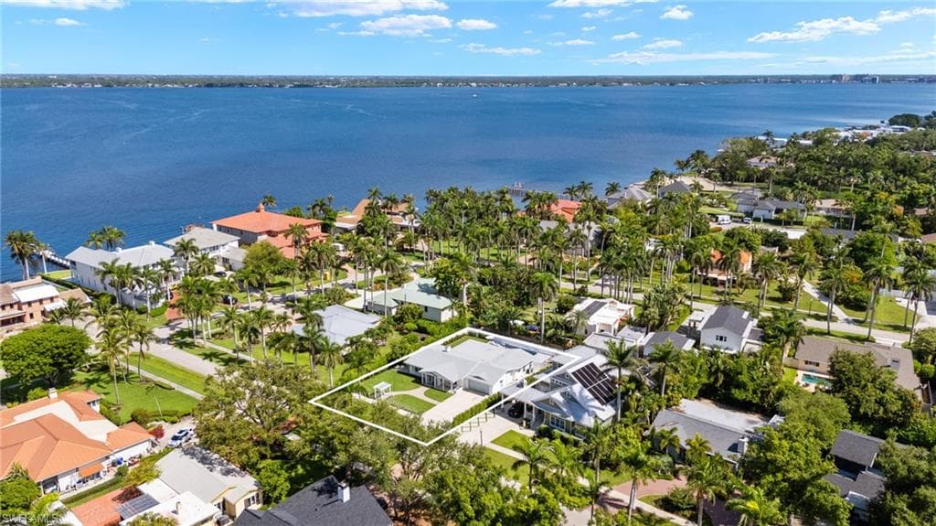 1219 Osceola DR-42