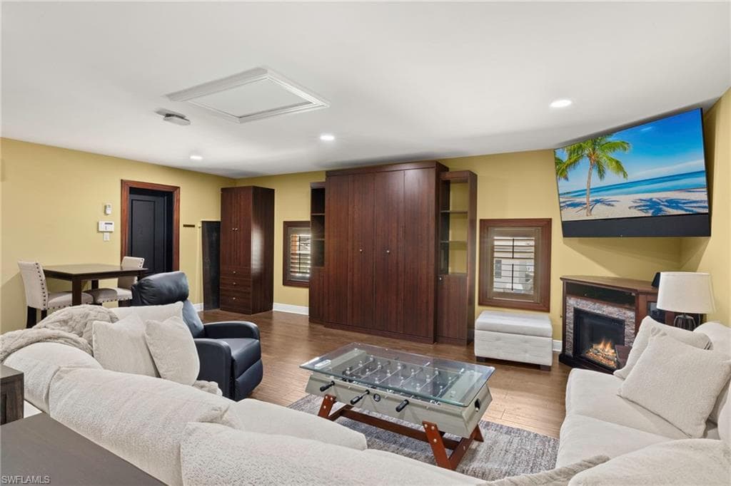 841 Cypress Lake CIR-28