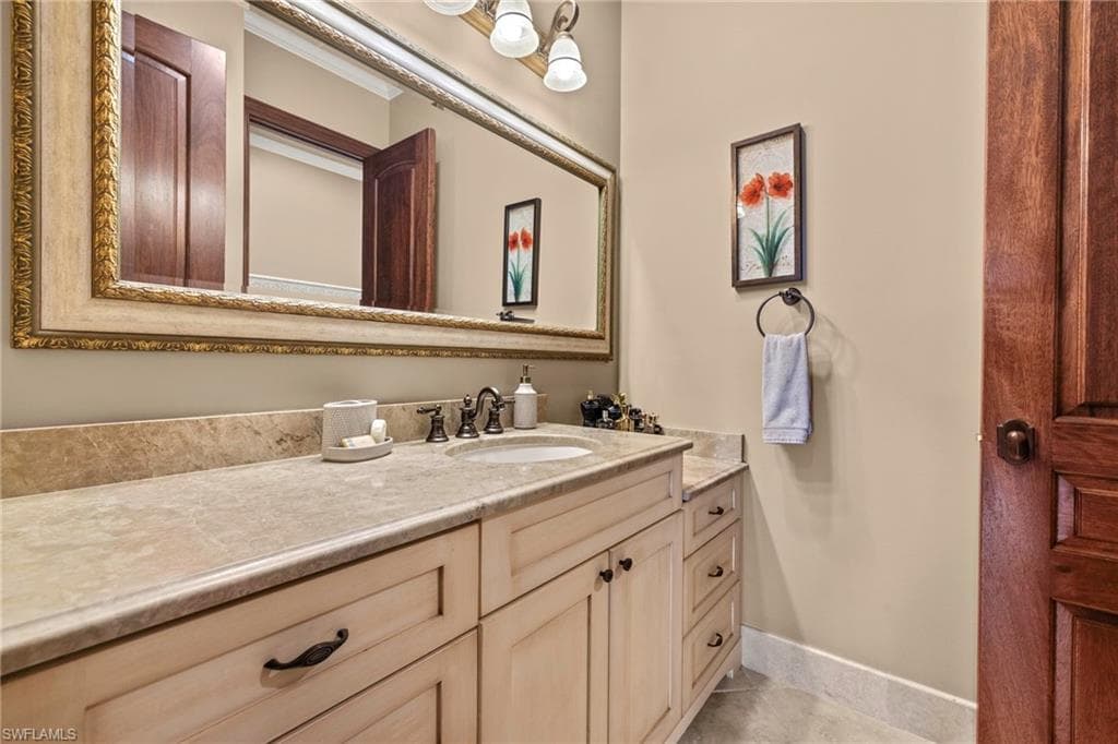 841 Cypress Lake CIR-25
