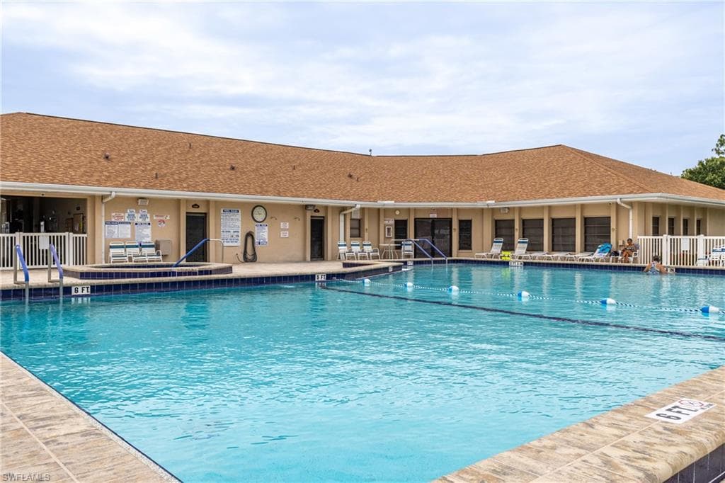 40 La Fonda LN-15