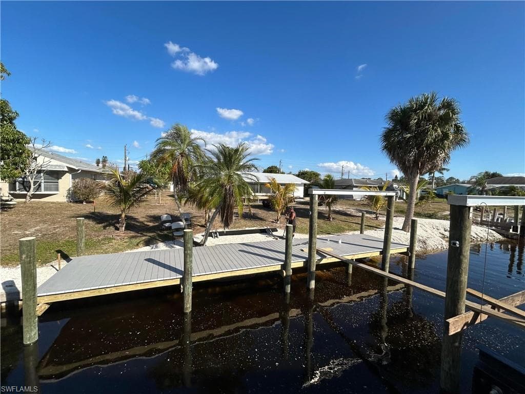 2231 Isle Of Pines AVE-2
