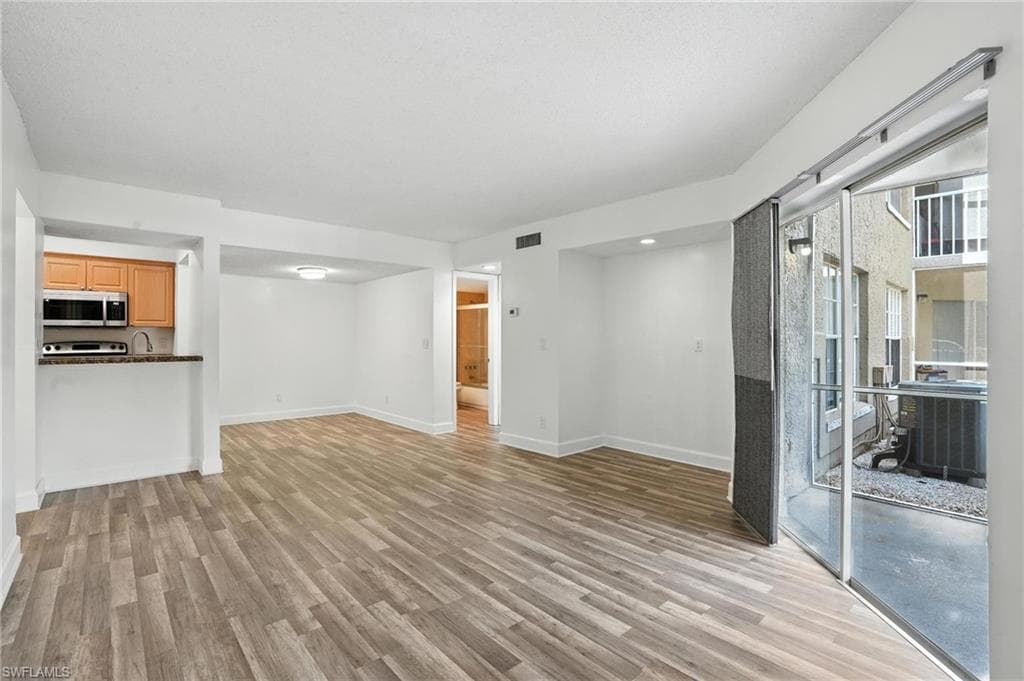 201-5 Santa Clara DR 201-4