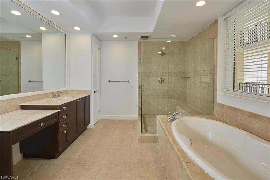24011 Via Castella DR 2402-10