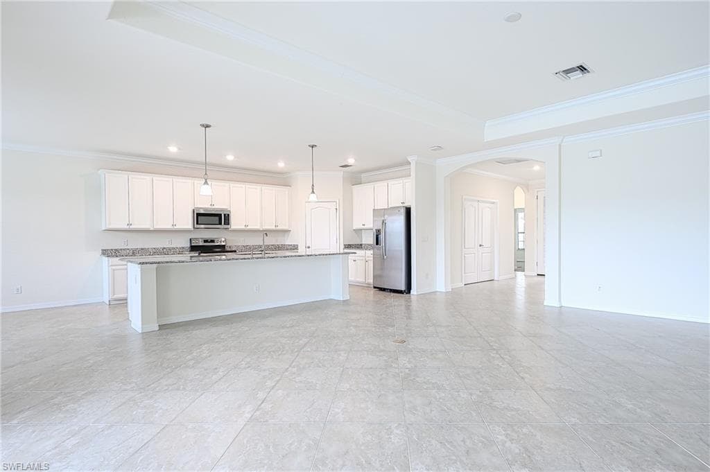 4604 Abaca CIR-12
