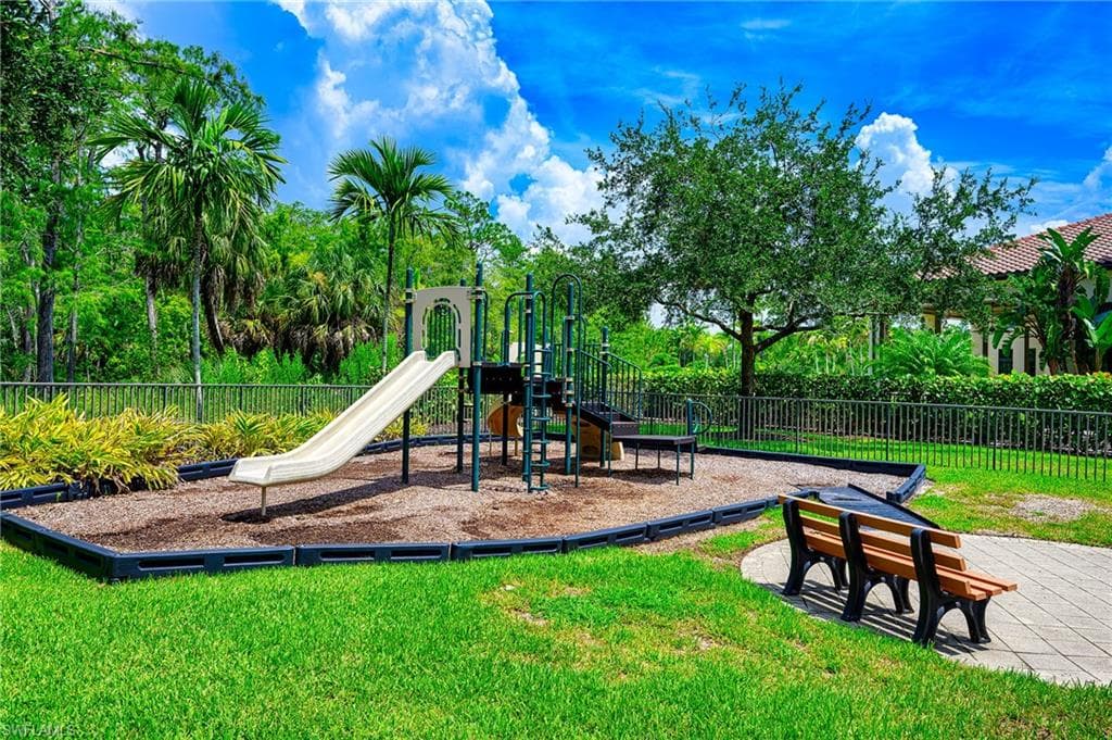 4604 Abaca CIR-39
