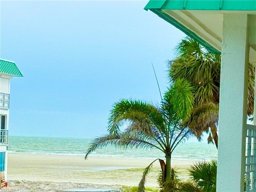6500 Estero BLVD G204-24