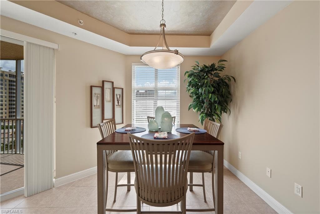 6081 Silver King BLVD 505-20