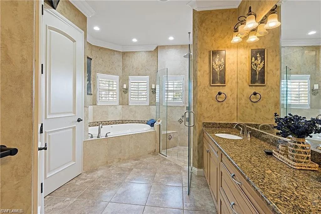 1435 Osprey AVE-13