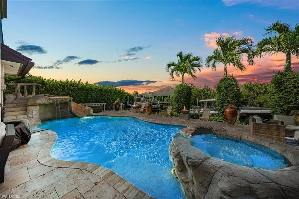 1435 Osprey AVE-20