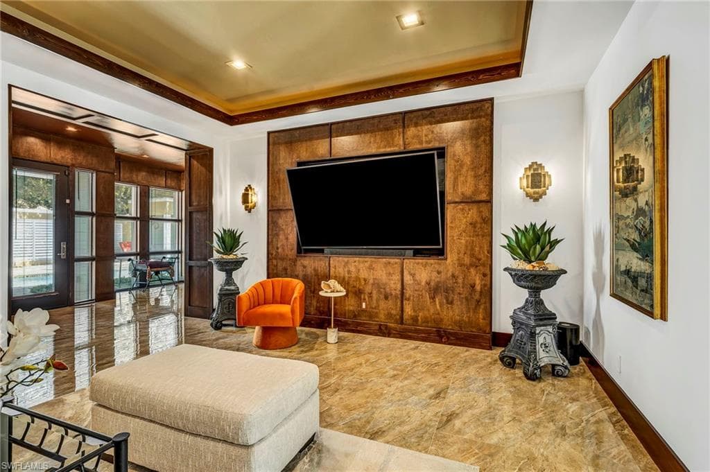 6908 Lone Oak BLVD-22