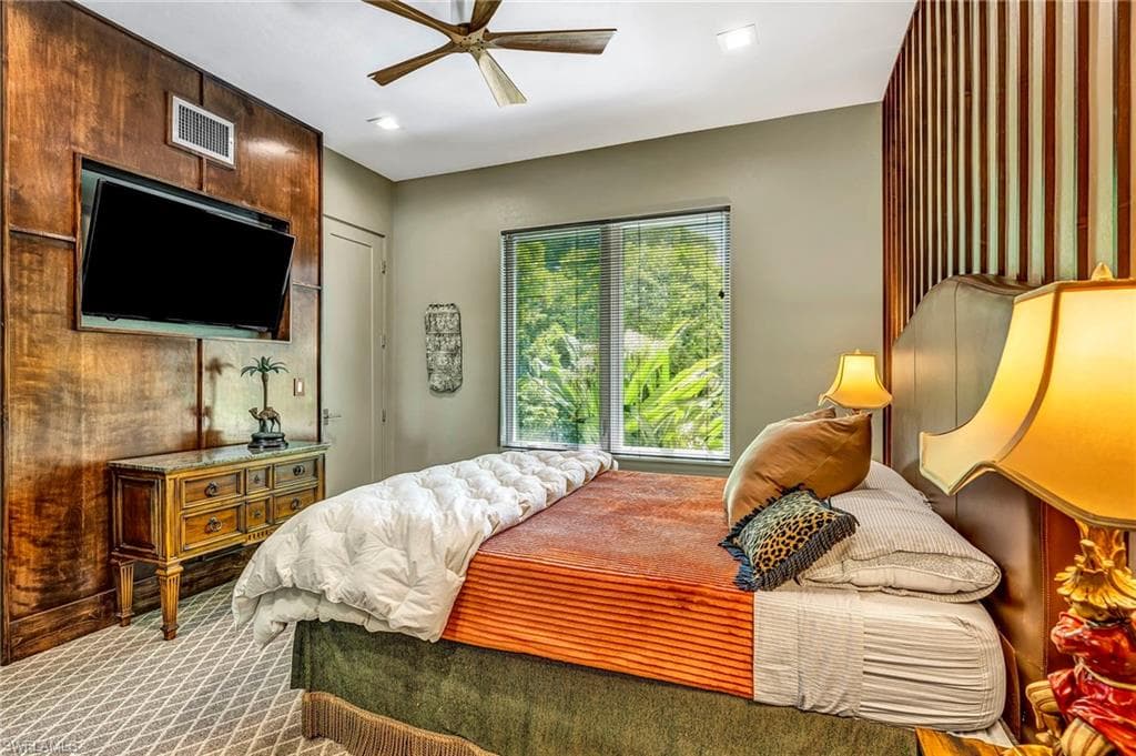 6908 Lone Oak BLVD-29