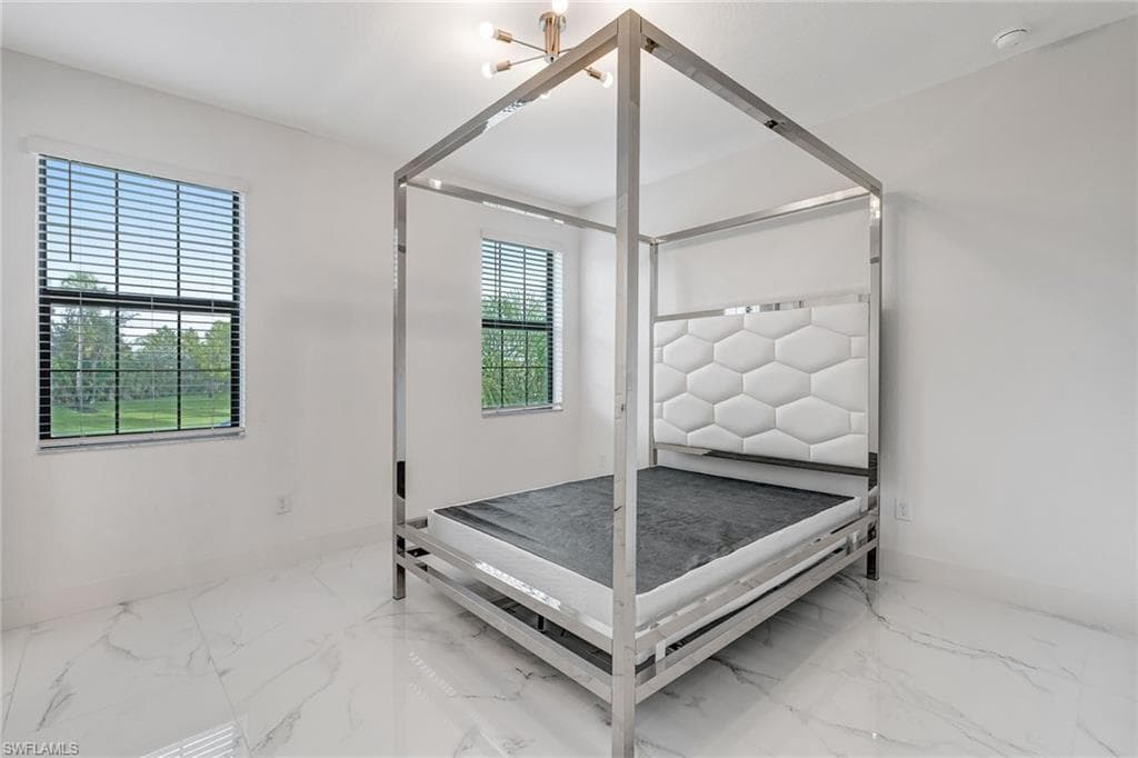 11604 Meadowrun CIR-34