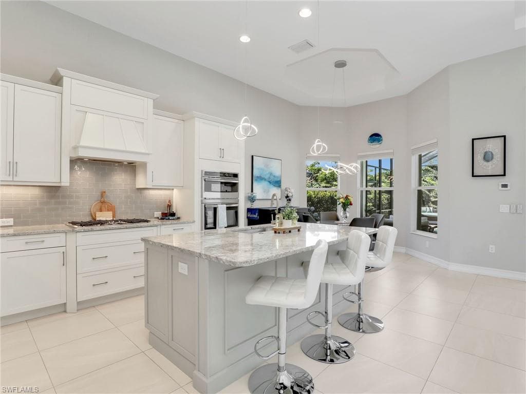17243 Hidden Estates CIR-13